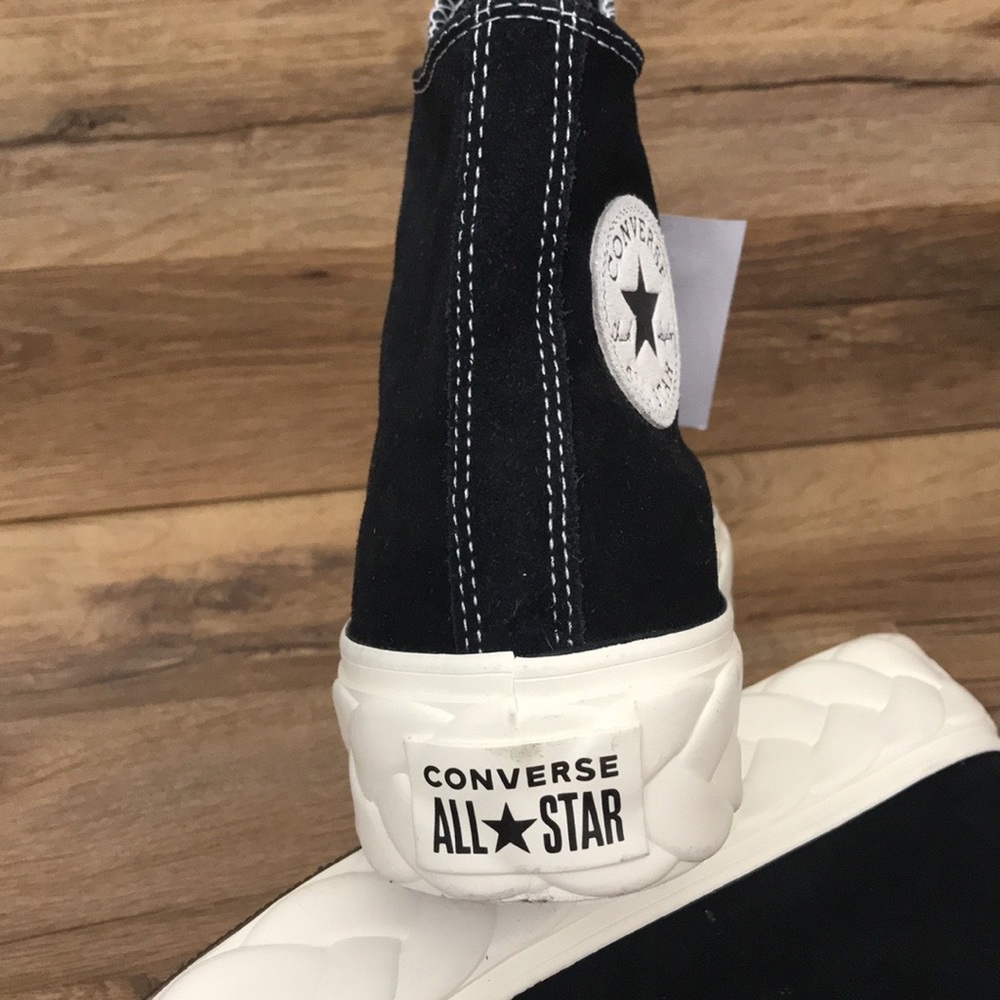 PLATFORM LEATHER CONVERSE HIGH TOP BRAND NEW - Picture 12 of 14